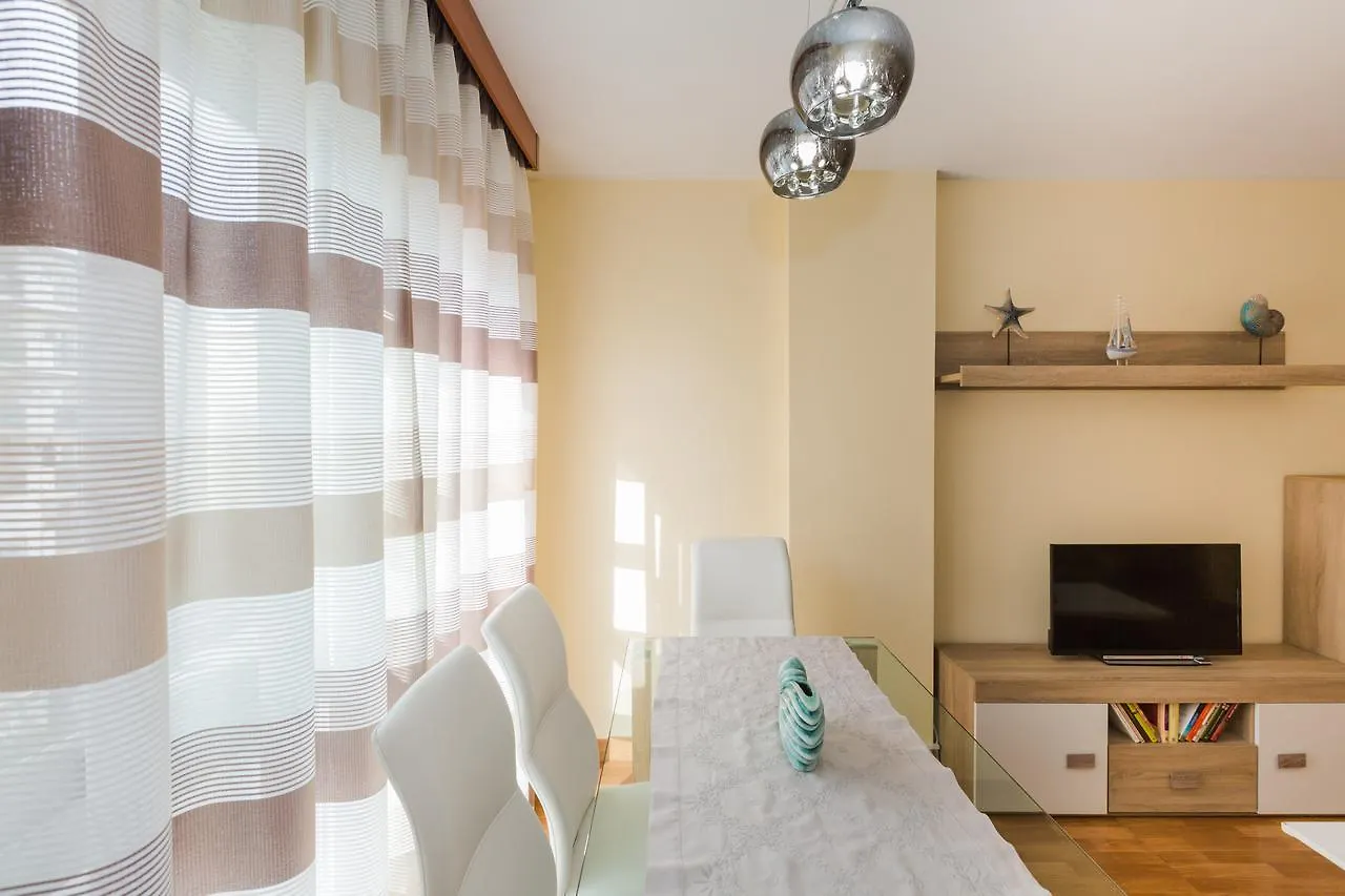 דירה Sunhome Carlos Haya מאלגה
